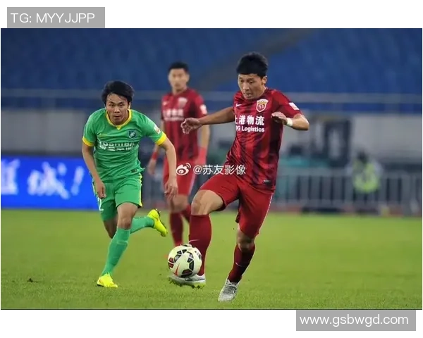 杭州足球队逆袭之路：从低谷到巅峰的奋斗与荣耀纪实