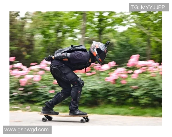 武汉滑板队的意识与文化探讨:滑板运动在城市青年中的影响与发展 武汉滑板队的意识与文化探讨:滑板运动在城市青年中的影响与发展