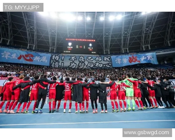 足球八大联赛全景解析：历史荣光与未来发展趋势的深度探讨